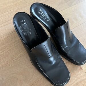 Franco Sarto Black Leather women’s  Loafers